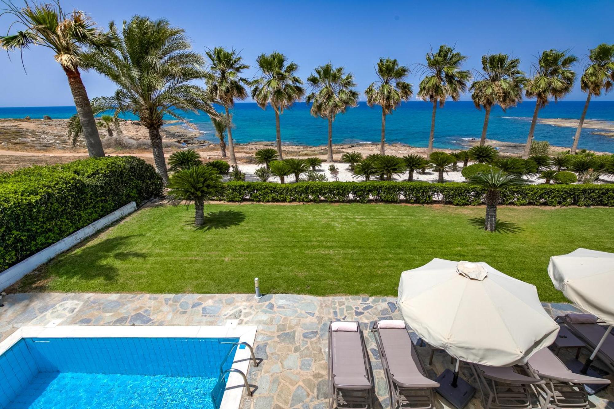 Platzia Beach Villas Пафос Екстер'єр фото