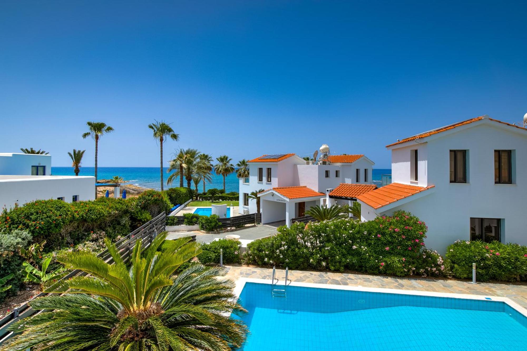 Platzia Beach Villas Пафос Екстер'єр фото