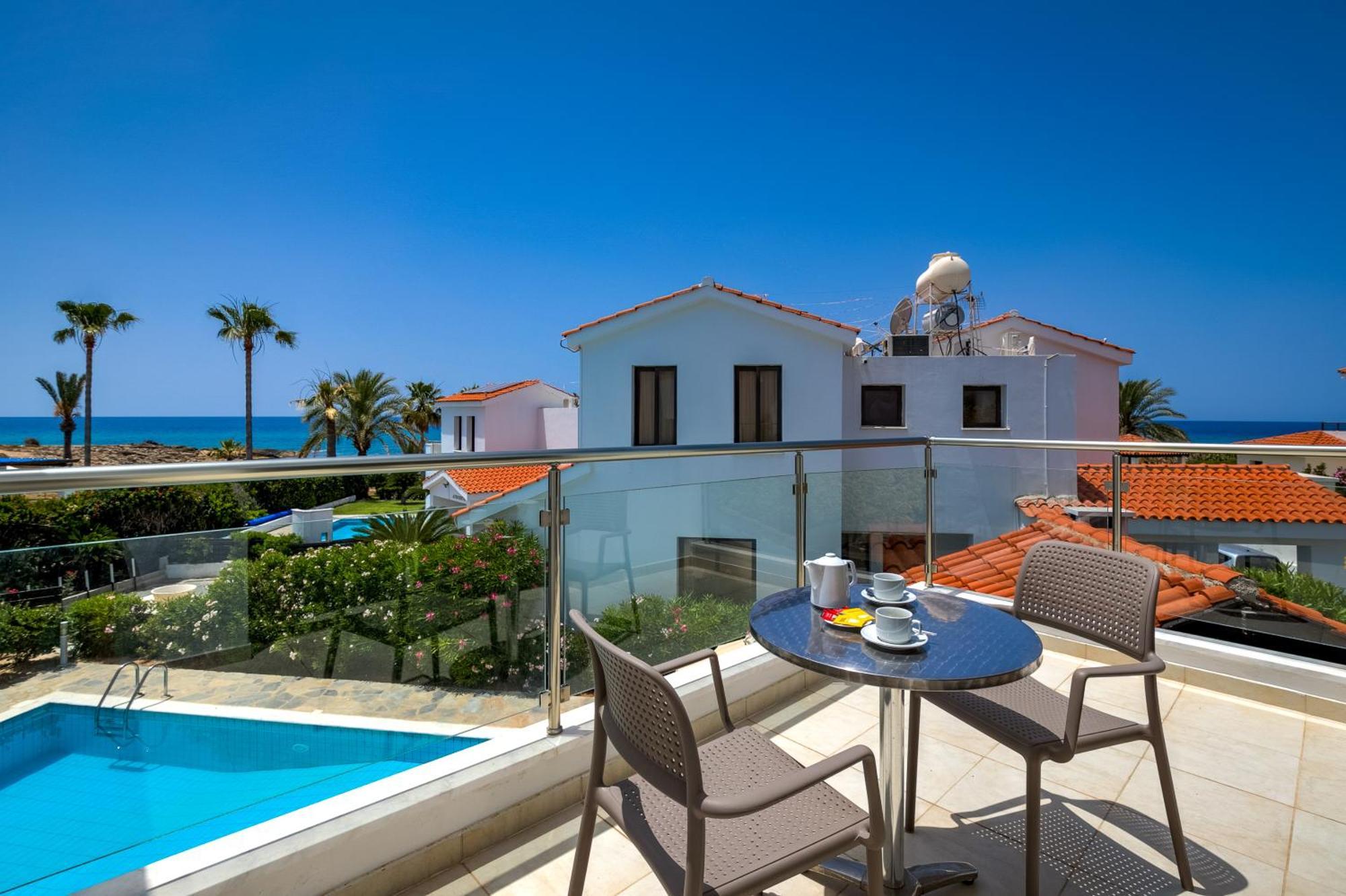 Platzia Beach Villas Пафос Екстер'єр фото