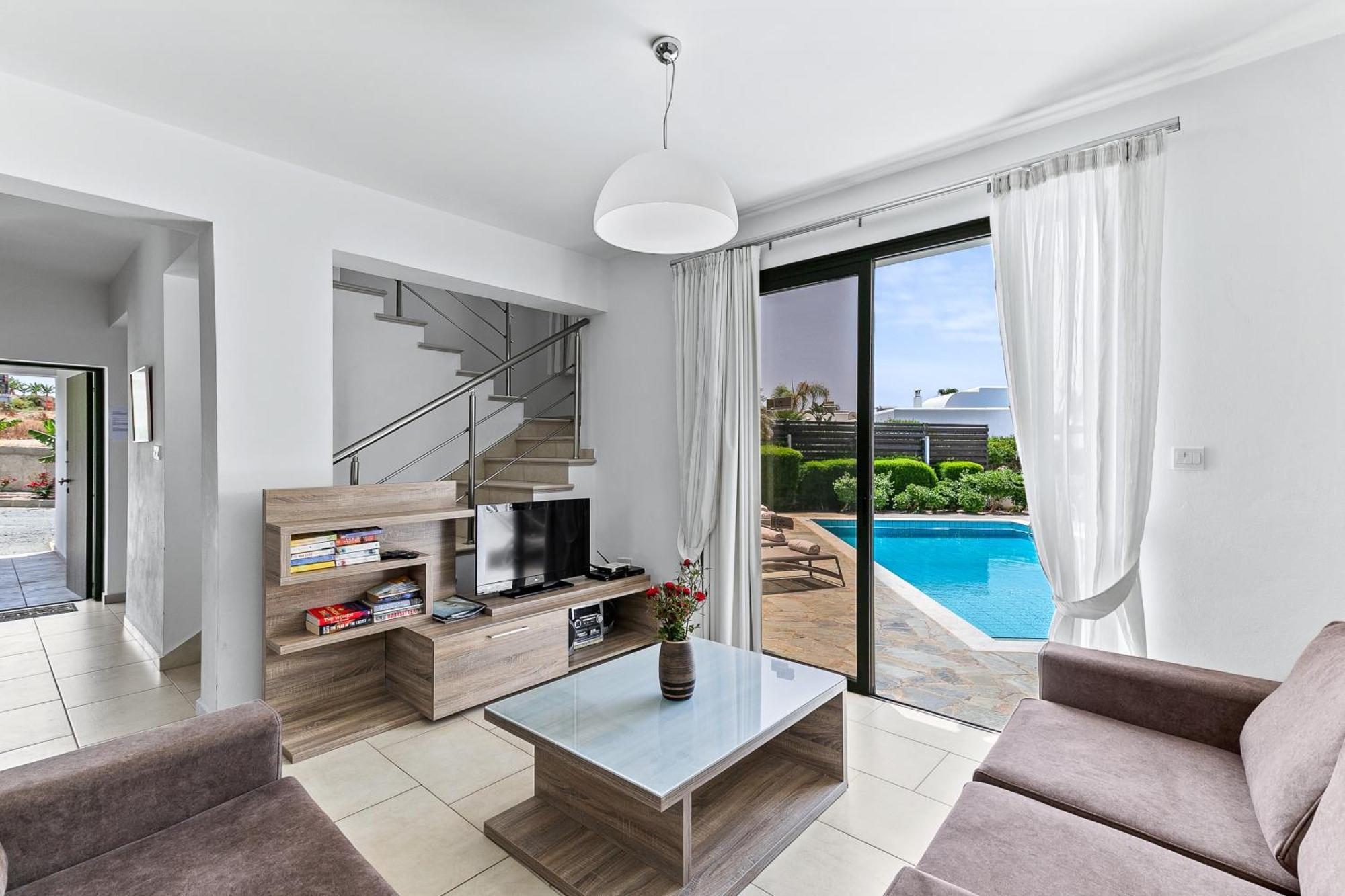 Platzia Beach Villas Пафос Екстер'єр фото