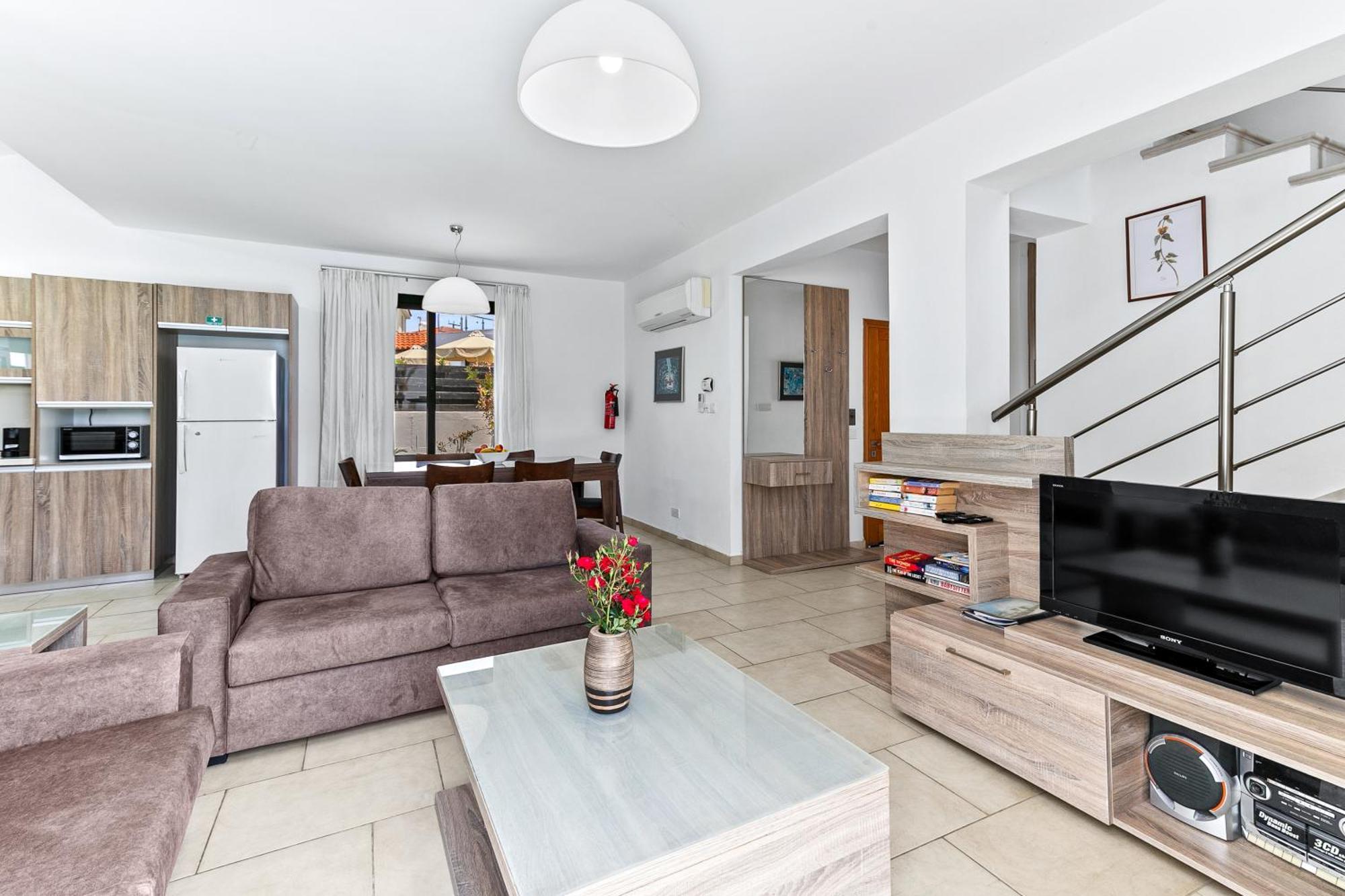 Platzia Beach Villas Пафос Екстер'єр фото