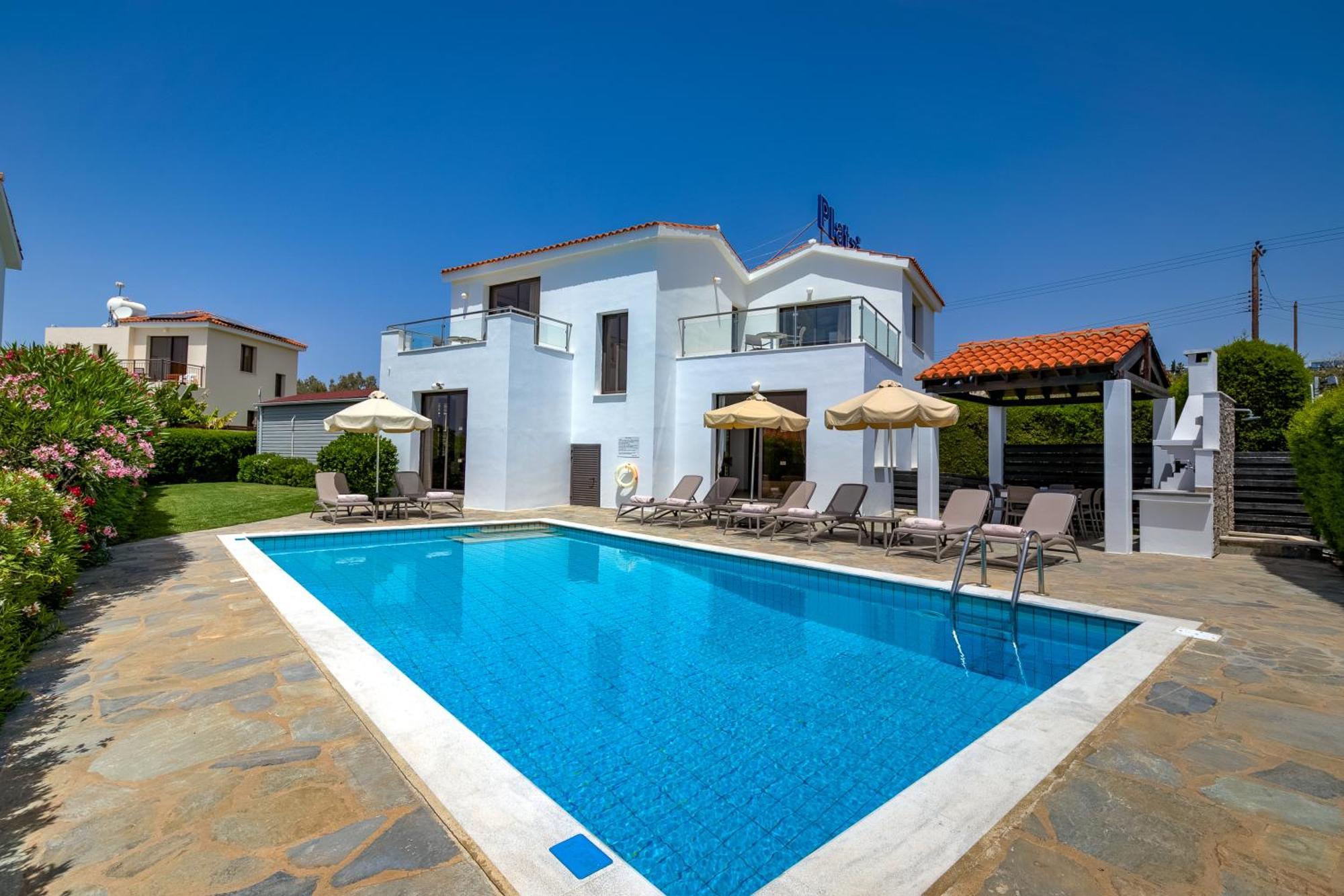 Platzia Beach Villas Пафос Екстер'єр фото