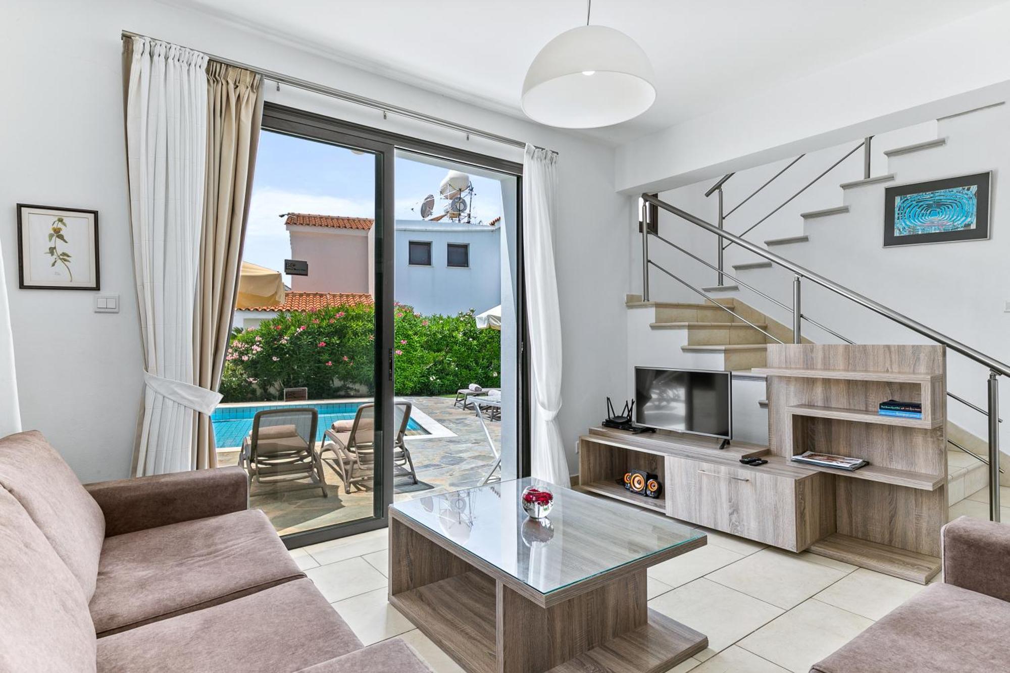 Platzia Beach Villas Пафос Екстер'єр фото
